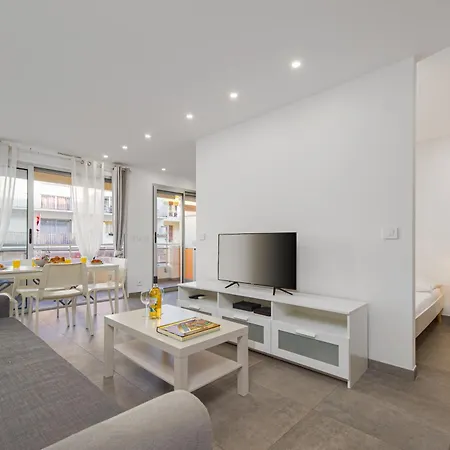 St Pierre - Magnifique - 100 M Des Plages - Parking * Menton